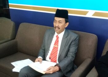 MOHD. Zawawi Ahmad Mughni ditemui pemberita selepas Sidang DUN Selangor di Bangunan Annex, Shah Alam, Selangor, hari ini. - UTUSAN/MOHAMAD NAUFAL MOHAMAD IDRIS