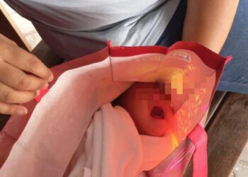 KEADAAN bayi dianggarkan berusia dua bulan ditemukan di Bandar Bukit Jalil, Ahad lalu.