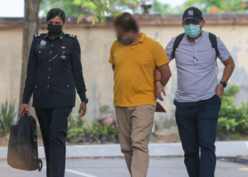 BEKAS eksekutif jualan syarikat pengeluar makanan mengaku tidak bersalah di Mahkamah Sesyen Butterworth, Pulau Pinang hari ini atas pertuduhan pecah amanah bernilai RM23,704.40.