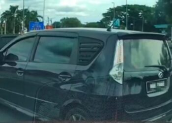 TANGKAP layar video tular di media sosial sebuah kenderaan Perodua Alza yang melakukan kesalahan trafik di persimpangan lampu isyarat Kompleks Pentadbiran Daerah Rembau, di Jalan Seremban-Tampin, Rembau.