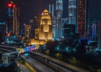 TANGKAP layar foto antara pemenang peraduan anjuran Tourism Malaysia yang teruk dikritik warganet kerana jelas penipuannya. - Ihsan Shahrin Ahmad