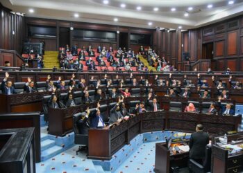 DUN Negeri Sembilan hari ini bersetuju dengan pindaan terhadap Undang-undang Tubuh Kerajaan Negeri Sembilan 1959 bagi membolehkan Enakmen Anti-Lompat Parti dilaksanakan.