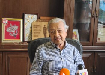 DR. MAHATHIR MOHAMAD