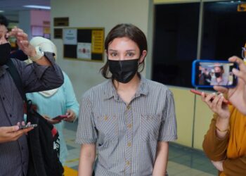 SAFIEY Ilias hadir di Mahkamah Sesyen Ampang bagi sebutan kes seksual terhadap dua remaja lelaki melalui laman sosial Instagram. -  UTUSAN/AMIR KHALID