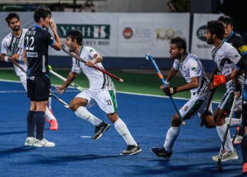 PEMAIN Pakistan meraikan jaringan ketika menentang Jepun pada kejohanan
Piala Sultan Azlan Shah di Ipoh hari ini. - UTUSAN
