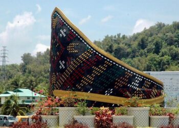 BULATAN Sigah di Pekan Donggongon, Penampang.UTUSAN/SURAIDAH ROSLAN