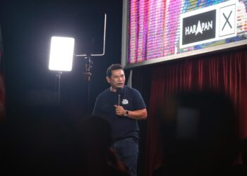 RAFIZI Ramli ketika berucap pada Ceramah Mega Ayuh Malaysia Padang Serai di Kampung Tunku Putra, Kulim. - UTUSAN/SHAHIR NOORDIN