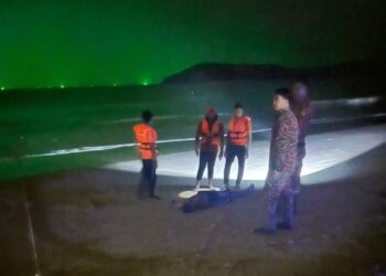 SALAH seorang mangsa yang ditemukan lemas di Pantai Chenang, Langkawi. -MEDIA SOSIAL