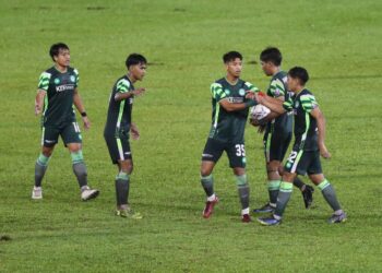 MUFC didakwa gagal melunaskan tunggakan gaji pemain dan isu tersebut memuncak pada penghujung saingan Liga Super. - UTUSAN/RASUL AZLI SAMAD