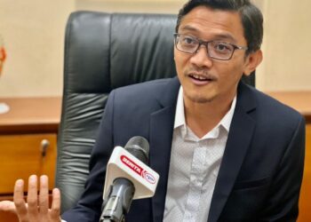 IZIZAM IBRAHIM