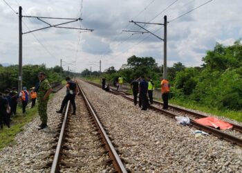 LOKASI kejadian seorang lelaki maut dilanggar tren komuter di Kampung Air Hitam, Chembong, Rembau, semalam.