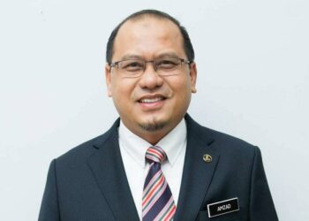 AHMAD AMZAD HASHIM