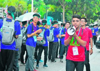 KECERDASAN emosi yang tinggi amat penting agar mahasiswa dapat membuat keputusan dalam keadaan fikiran yang rasional dan waras.