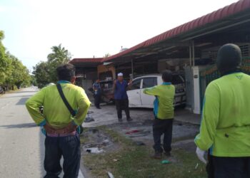 LOKASI sebuah pacuan empat roda yang merempuh dua buah kereta dan pemotong rumput di Taman Ria, Sungai Petani.