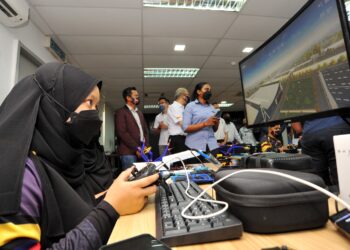 PRASARANA digital dan kemudahan teknologi terkini semuanya telah tersedia untuk mendukung 
pemerkasaan wakaf.