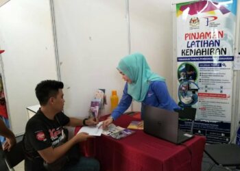 TAKTIK baru penipuan menggunakan nama
Perbadanan Tabung Pembangunan Kemahiran
(PTPK) untuk ‘mencuri’ duit orang ramai.- FB PTPK