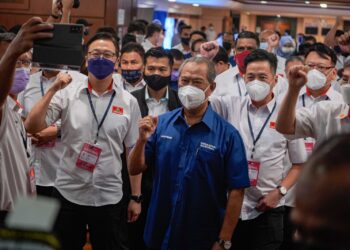 GERAKAN dilihat sukar memenangi kerusi dalam pilihan raya negeri (PRN) sekiranya Parti Pribumi Bersatu Malaysia (Bersatu) masih tidak mengubah haluan politik dengan tidak memihak pada satu kaum sahaja.