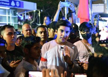DIALOG antara Syed Saddiq bersama pelajar Universiti Teknologi Mara (UiTM) yang dijadualkan berlangsung pada 30 Mac lalu gagal selepas dihalang
memasuki UiTM.