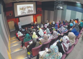 KETIDAKHADIRAN pelajar ke kuliah tanpa sebab kukuh
boleh memberi kesan kepada sistem pendidikan negara.