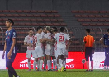 Pemain Kuala Lumpur City meraikan jaringan pada perlawanan Liga Super 2023 antara Kuala Lumpur City menentang PDRM, di Stadium Bola Sepak Kuala Lumpur, di sini hari ini. Foto: SHIDDIEQIIN ZON
