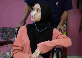 NUR HIDAYAH yang menghidap ketumbuhan otak sebelum menerima rawatan di hospital.