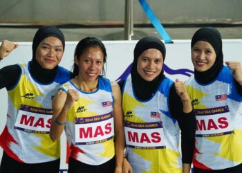Kuartet 4x100 meter wanita negara, (dari kiri) Nur Afrina Mohd Rizal, Zaidatul Husniah Zulkifli, Azreen Nabila Alias, dan Nur Aishah Rofina Aling berjaya memecahkan rekod kebangsaan di Sukan SEA Kemboja 2023. (Foto: AMIR KHALID/UTUSAN)