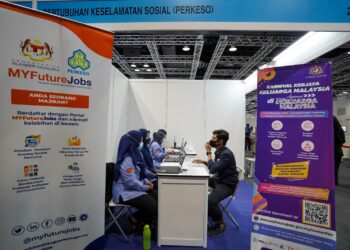 MEMAHAMI prinsip madani adalah sangat relevan dalam membentuk keperibadian dan karakter
unggul sekali gus menampilkan ciri unik dan nilai tambah untuk melangkah ke alam pekerjaan dan
kehidupan sebenar.