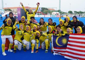 HOKI wanita menghadiahkan emas terakhir dan ke-34 buat kontinjen Malaysia di Phnom Penh, Kemboja semalam. - UTUSAN/AMIR KHALID