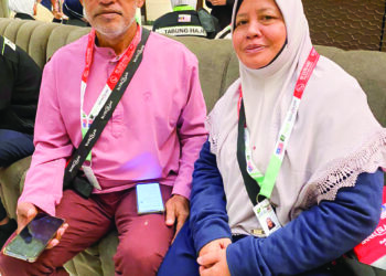 Abdul Rahman Ibrahim dan Jamilah Turiman antara jemaah haji dalam kumpulan pertama yang tiba di Madinah, semalam.