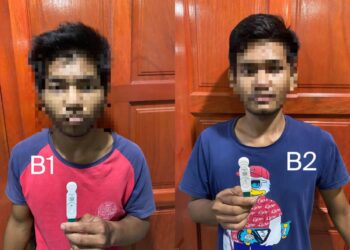 DUA suspek ditangkap di Bota, Perak berhubung satu laporan polis berkenaan jenayah pecah tabung dibuat bilal sebuah masjid di Bukit Katil, Melaka.