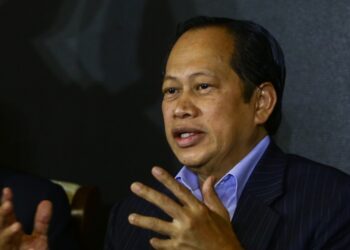 AHMAD MASLAN