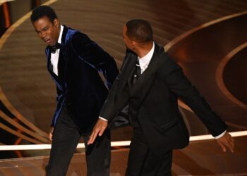 AKSI Will Smith menampar Chris Rock semasa Anugerah Oscar ke-94 pada hujung minggu lalu mengejutkan banyak pihak. - AFP