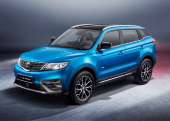 PROTON X70 muncul jualan SUV segmen-C tertinggi. - GAMBAR/PROTON