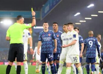 LAYANGAN kad kuning yang diterima Granit Xhaka dalam aksi Liga Perdana menentang Leeds United, Disember lalu dibimbangi mempunyai kaitan dengan skandal pertaruhan.