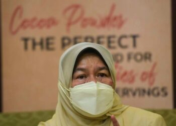 ZURAIDA Kamaruddin dalam sidang akhbar selepas Majlis Pelancaran Iklan Video Komersial dan Promosi Koko di Putrajaya. - UTUSAN/FAISOL MUSTAFA