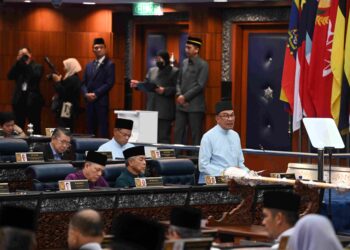 ANWAR Ibrahim ketika membentangkan Belanjawan 2023- JABATAN PENERANGAN