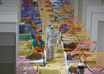 KEADAAN sebuah pusat kuarantin di New Delhi. - AFP