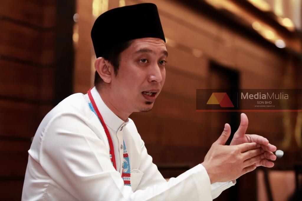 adam adli