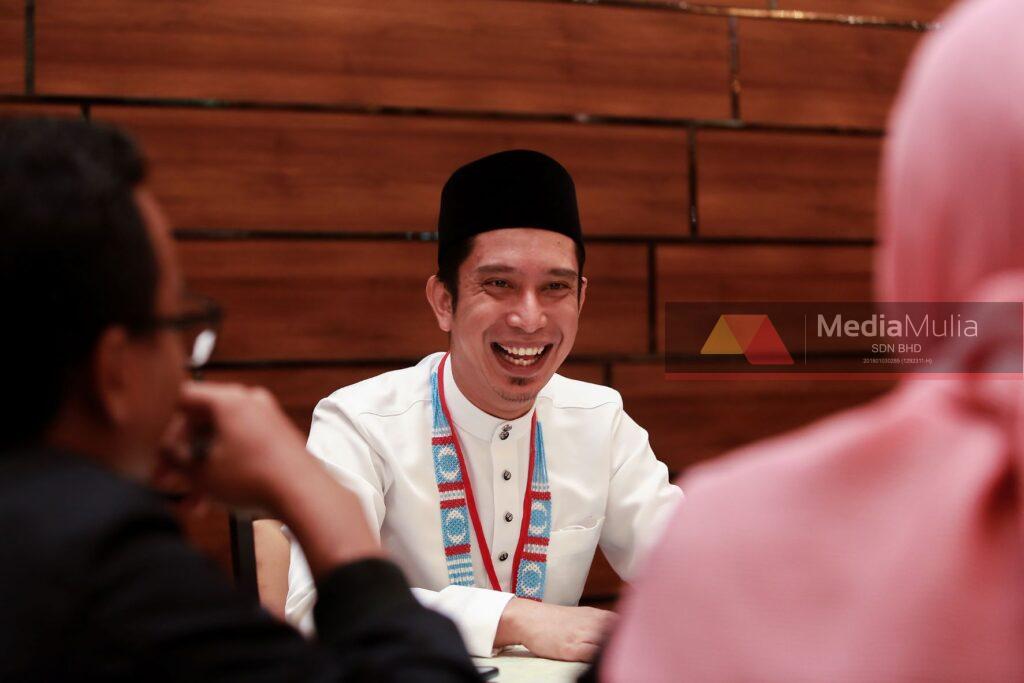 adam adli