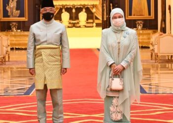 YANG di-Pertuan Agong dan Raja Permaisuri Agong mengucapkan takziah kepada keluarga Mohd. Nor Abdullah yang telah kembali ke Rahmatullah pada 24 Oktober lalu.