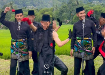 TANGKAP layar video lagu raya Aliff Syukri yang menerima kecaman hebat daripada netizen.