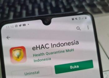 PENGGUNA diminta menghapuskan aplikasi eHAC versi lama.-TRIBUNNEWS