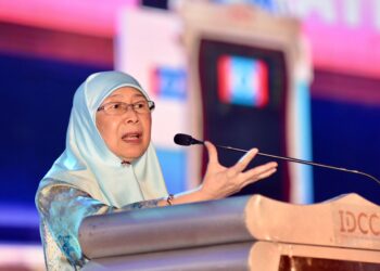 WAN AZIZAH WAN ISMAIL