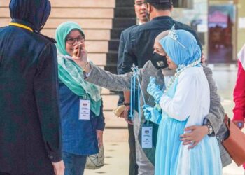 BULAN lalu, penulis hadir sebagai peguam pemerhati di Mahkamah Sesyen Jenayah Kuala Lumpur bagi kes seorang remaja perempuan sindrom Down dikenali sebagai Bella (kanan). – UTUSAN/ SHIDDIEQIIN ZON