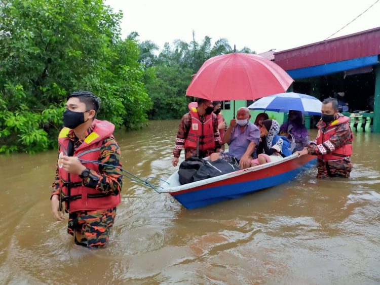 Mangsa banjir di Johor terus menurun  Utusan Malaysia