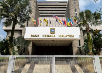 BANK Negara Malaysia mengumumkan mengekalkan kadar OPR pada 2.75 peratus semalam.