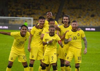 FAISAL meraikan gol jaringannya dalam aksi persahabatan antarabangsa kelas ‘A’ di Stadium Nasional Bukit Jalil hari ini.