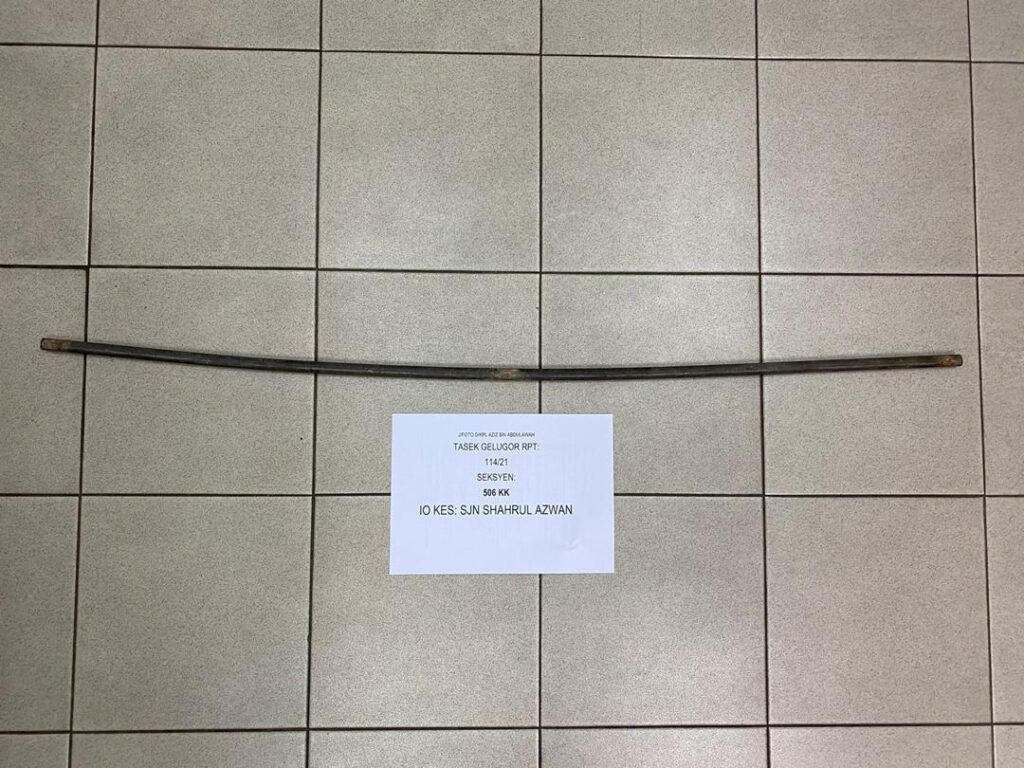Khayal dadah, lelaki lihat dua adik seperti jin Khayal dadah, lelaki lihat dua adik seperti jin