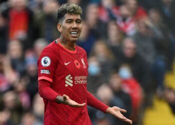 ROBERTO FIRMINO