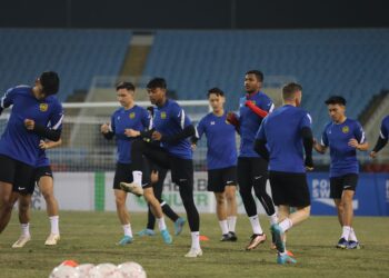 PEMINAT bola sepak tanah air kini boleh menonton semua aksi Harimau Malaya pada Piala AFF di RTM bermula hari ini sehingga final.